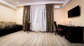 Гостиница Комплекс Luxury House Анапа Люкс с видом на море-12