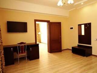 Гостиница Комплекс Luxury House Анапа Люкс с видом на море-1