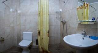 Гостиница Комплекс Luxury House Анапа Стандартный четырехместный номер-7